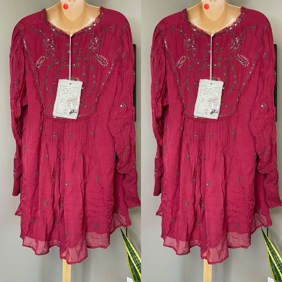 green emerald velvet dress Free People Bali Wild Daisy Slip Dress for Women  Floral Print  Tiered  Design  Mini Length  Billowy Fit Renaissance Red Comb SM (Women's 4-6)  One Size at Amazon Women's Clothing store